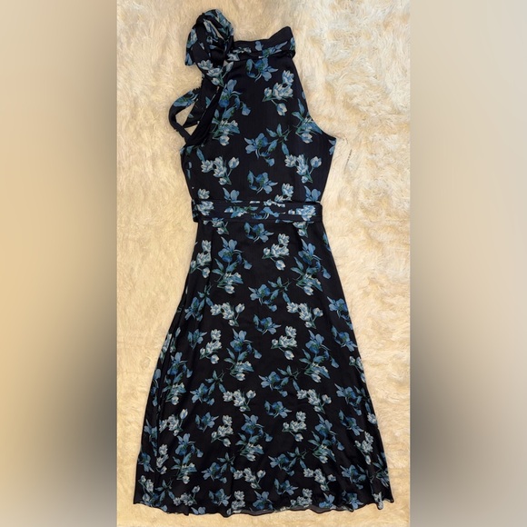 NWOT Sachin & Babi Kayla Floral Night Sky Venetian Petal High neck Gown Sz 10 - Picture 4 of 6